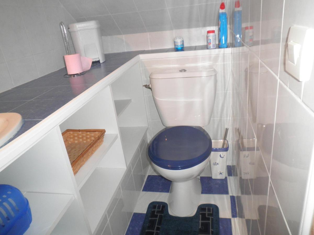 Appartement F1 Mansarde A 100M De La Plage, Proche De Arromanches Et Des Plages Du Debarquement Saint-Côme-de-Fresné Exteriör bild